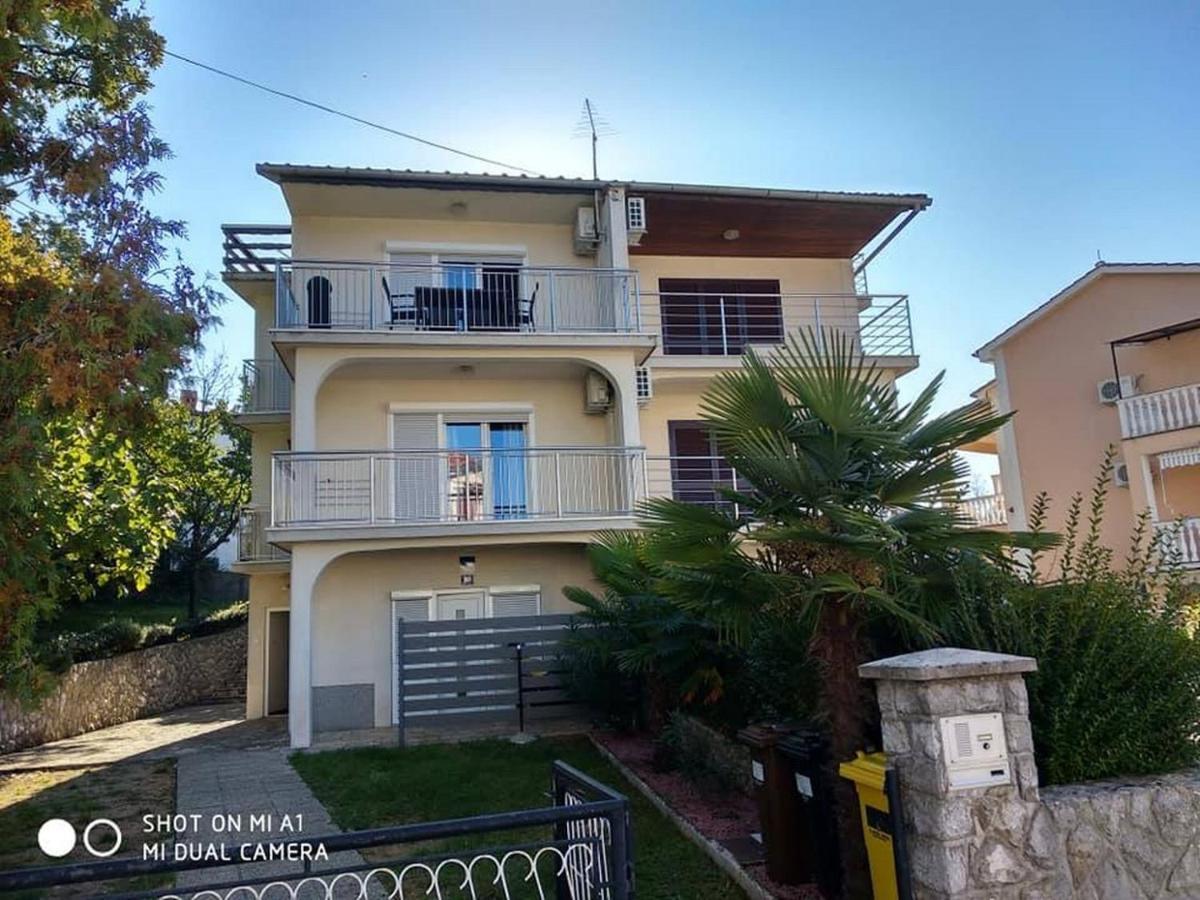 Apartment Vesel มาลินสกา ภายนอก รูปภาพ