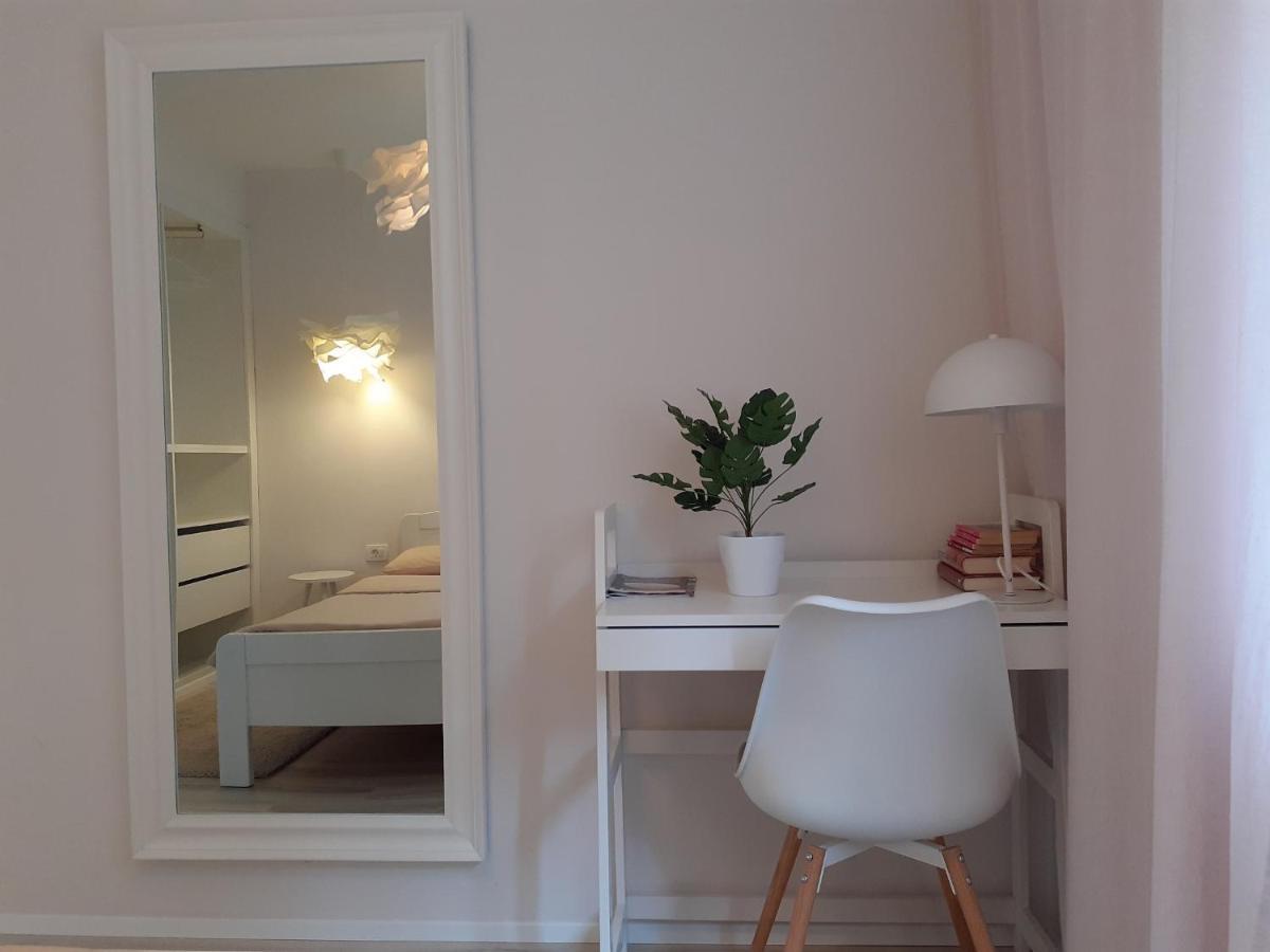 Apartment Vesel มาลินสกา ภายนอก รูปภาพ
