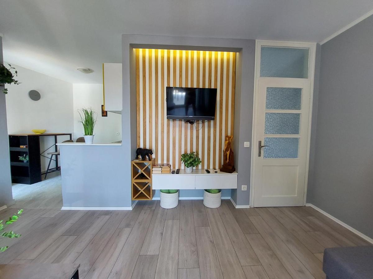 Apartment Vesel มาลินสกา ภายนอก รูปภาพ