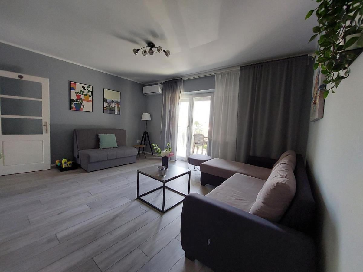 Apartment Vesel มาลินสกา ภายนอก รูปภาพ